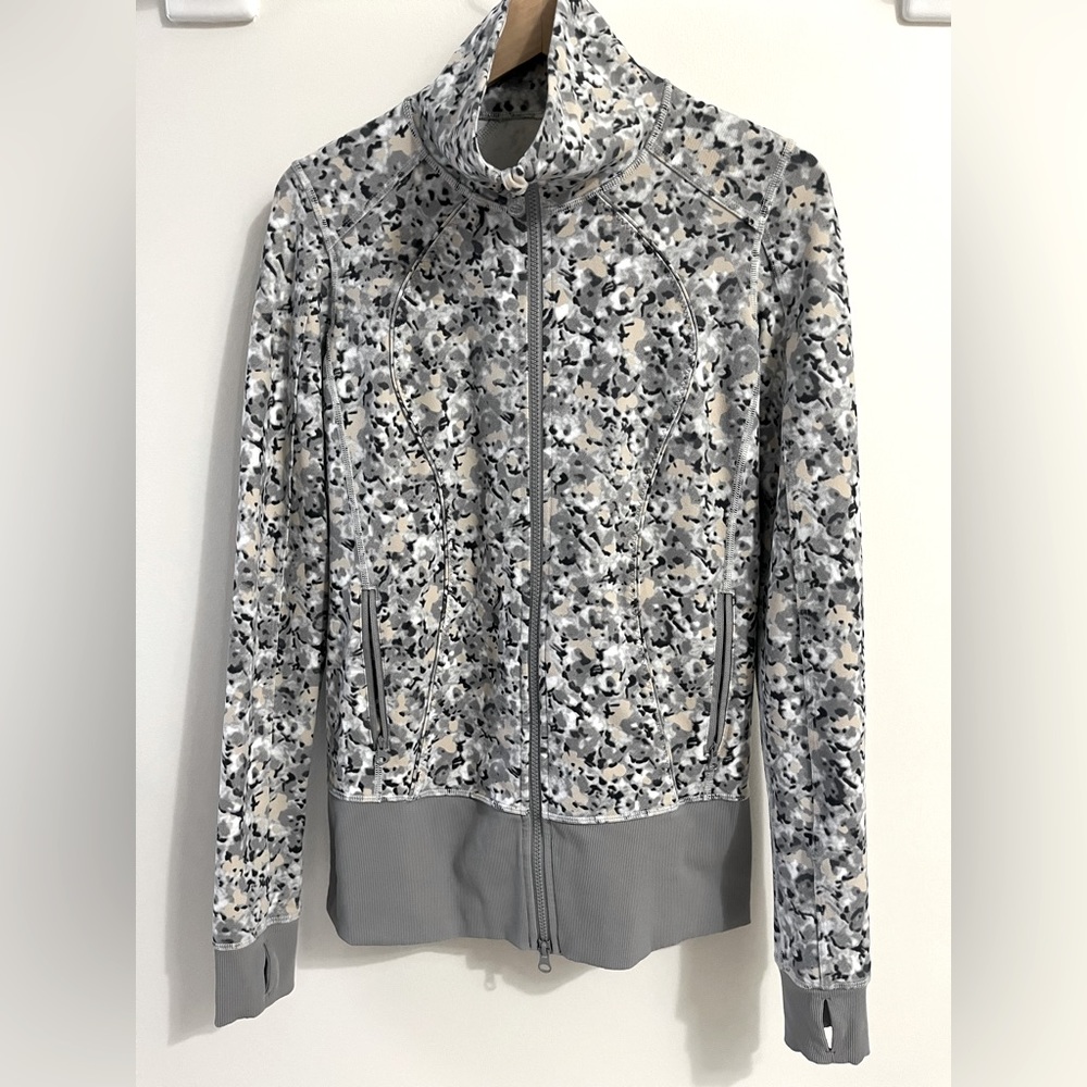 Lululemon Women’s Grey Zip-Up Sweater